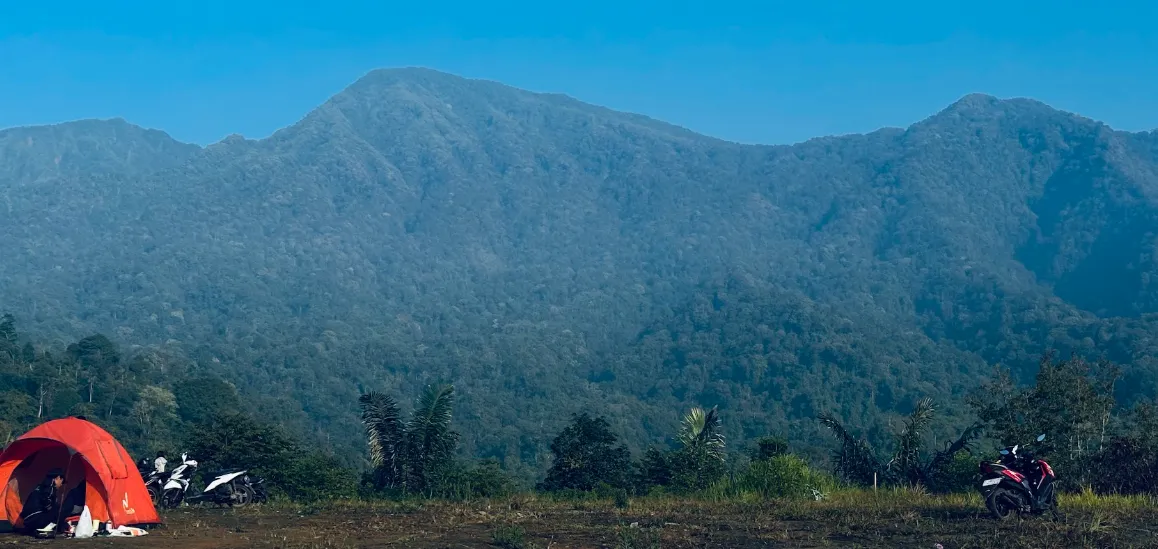 Ngamumule Lembur: Menghidupkan Kembali Nuansa Sunda 70-an melalui Wisata Alam, Budaya, dan Jejak Sejarah di Kaki Gunung Galunggung
